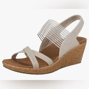 NWT Skechers Women's BEVERLEE - High Tea